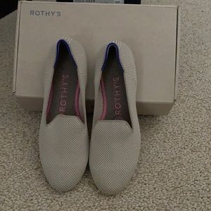Rothy’s  size 6 “loafer” Linen color
